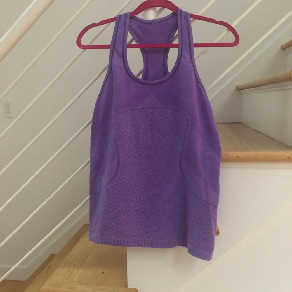Lululemon purple tank